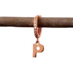 Orecchini con lettera mini cerchietto - immagine 16