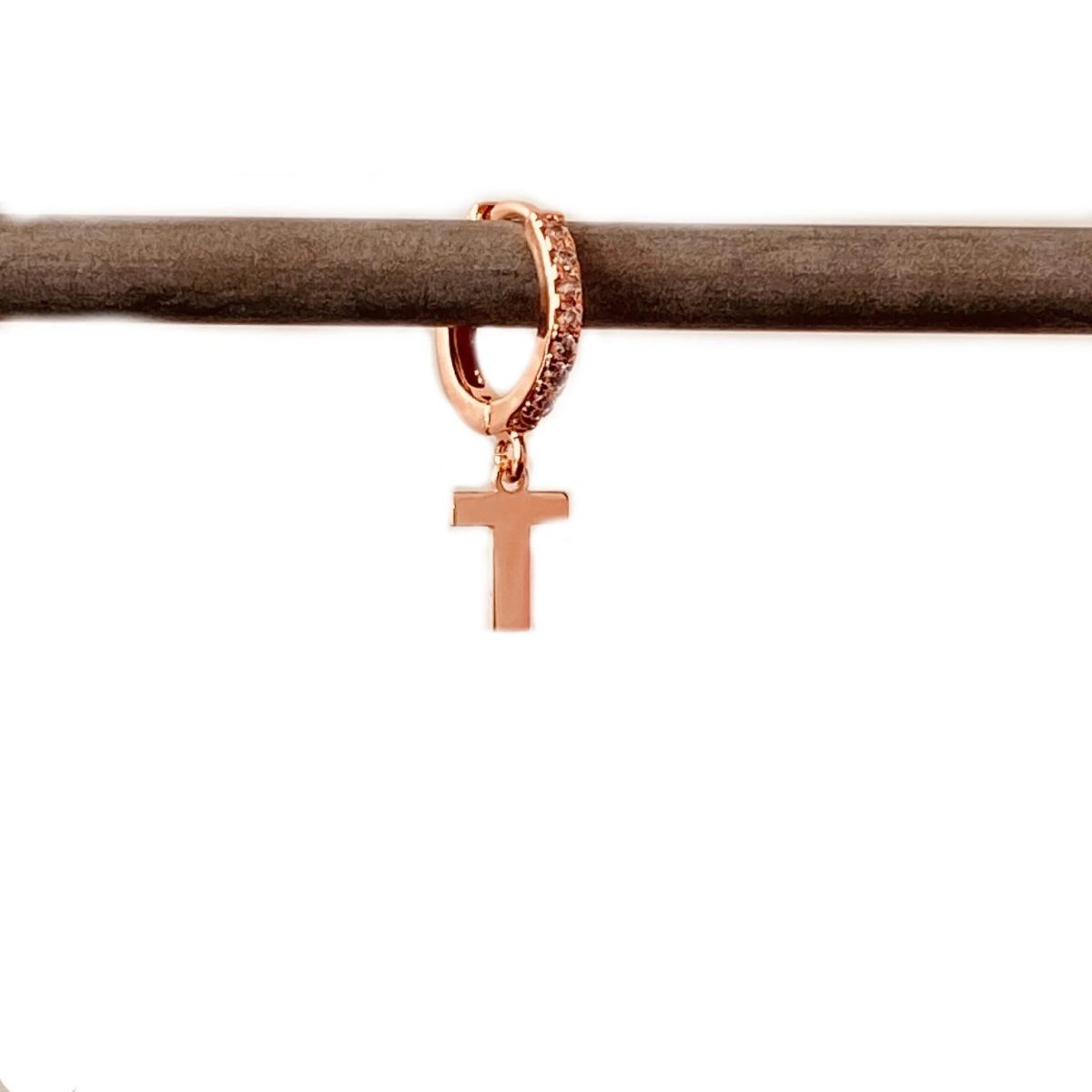 Orecchini con lettera mini cerchietto - immagine 20