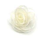 Spilla rosa in organza - immagine 3