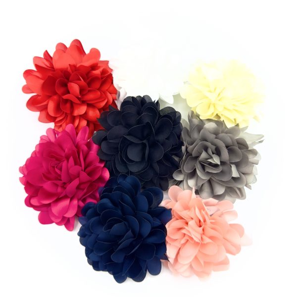 Spilla Peonia in raso di seta colorata