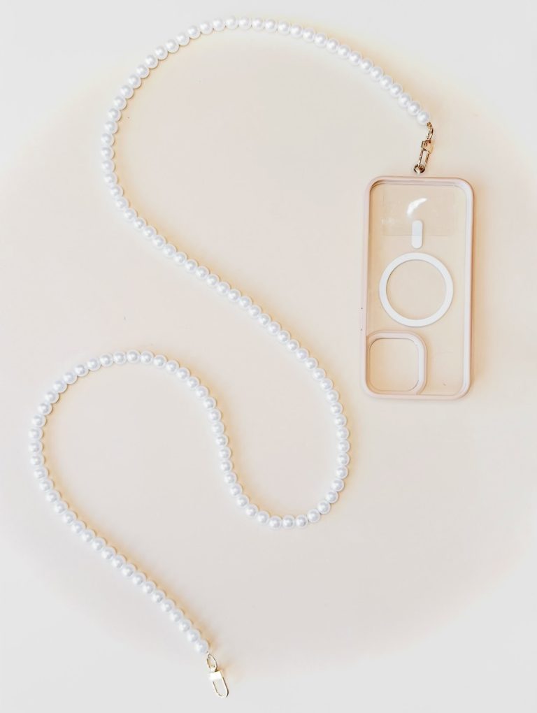 collana porta cellulare