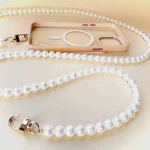 collana porta cellulare