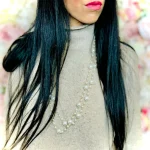 Collana di perle lunga doppia