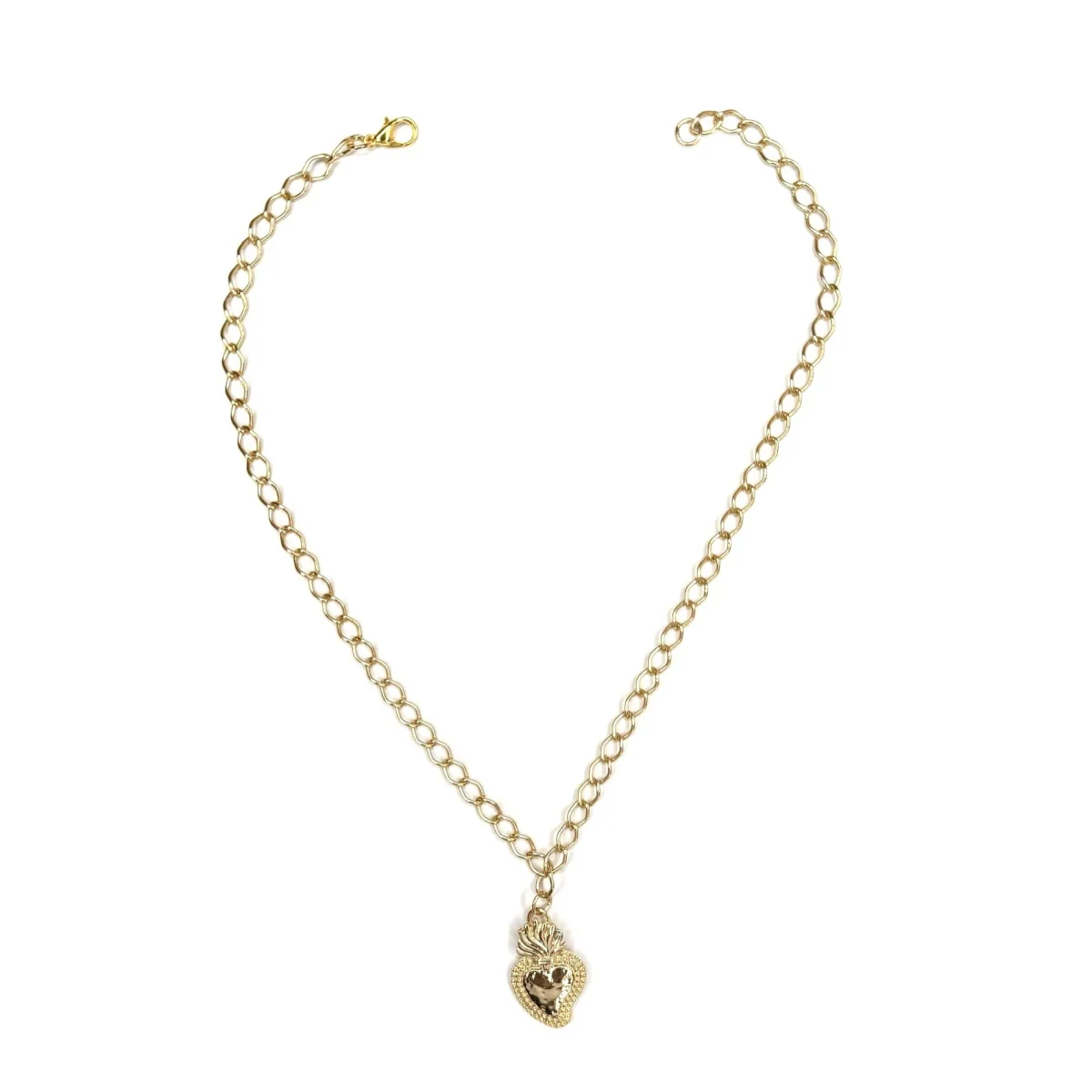 collana con cuore sacro