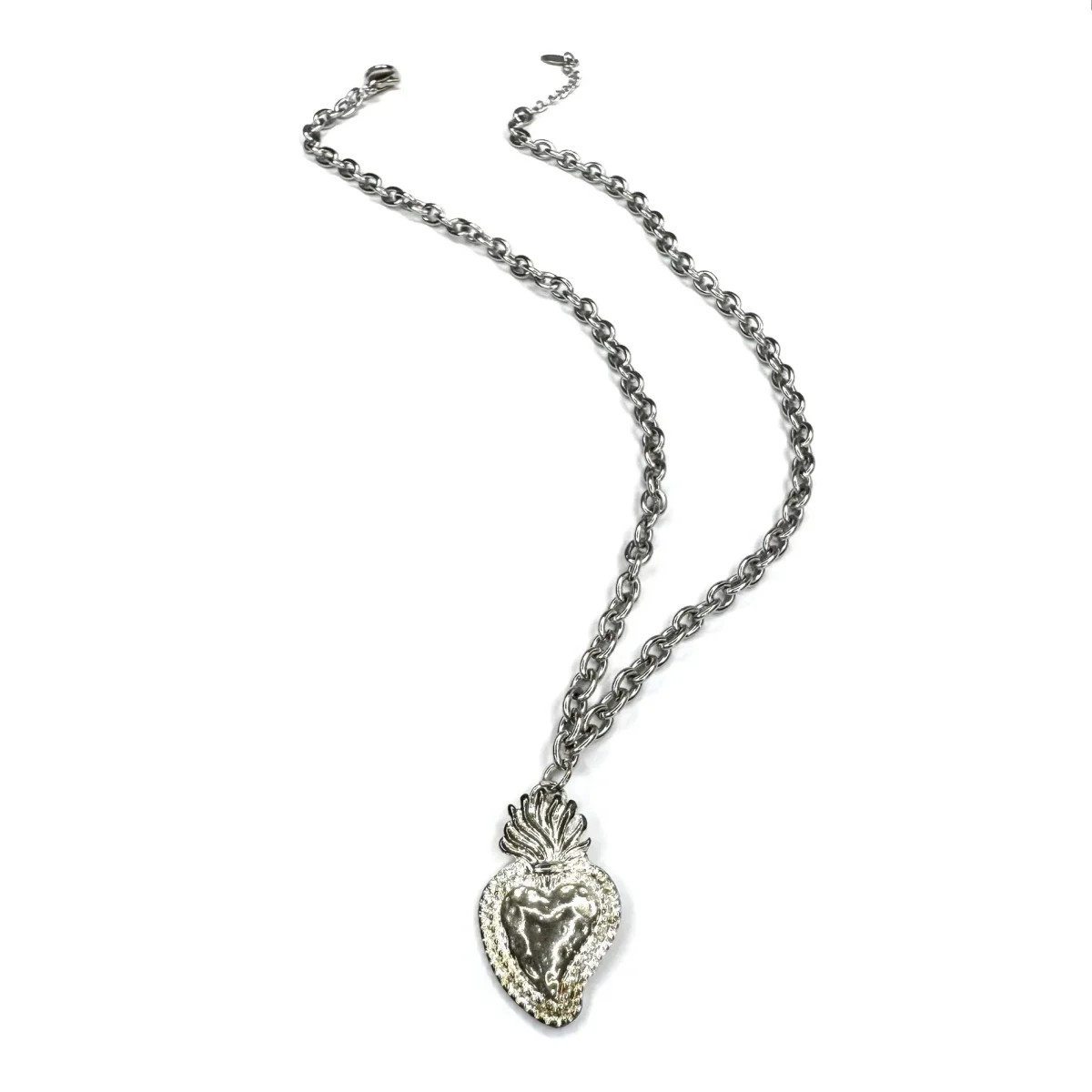 collana con cuore sacro