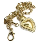 collana con cuore sacro