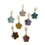 Charm fiore mineral